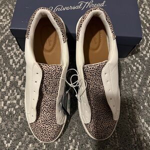 Universal Thread Women's Leopard Print Sneakers
